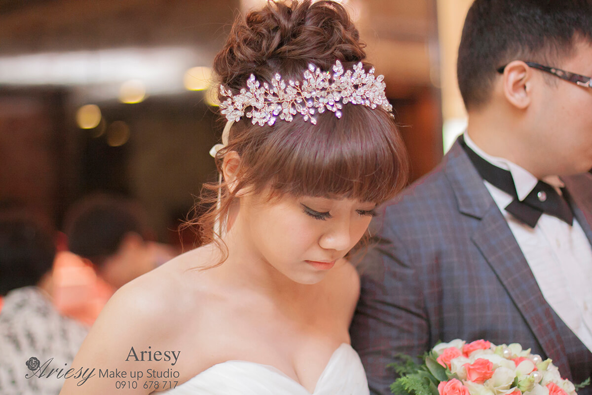 ariesy,愛瑞思,新娘秘書,新秘,編髮,美麗華華漾,鮮花,新秘教學