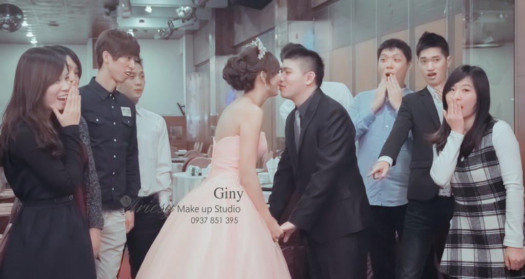 Giny新秘,三峽金帝王,佳穎,婚宴造型,愛瑞思造型團隊,智宇
