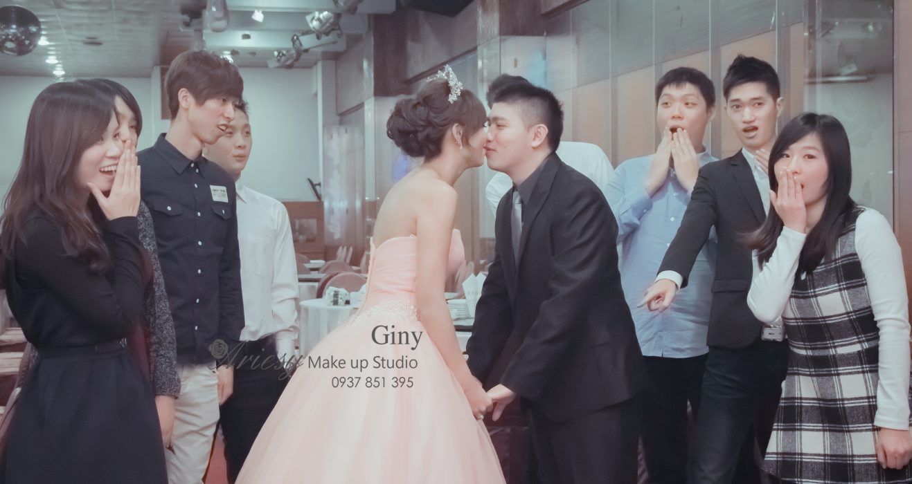 Giny,台北新娘秘書,新秘,蓬鬆盤髮,三峽金帝王,歐美手工飾品