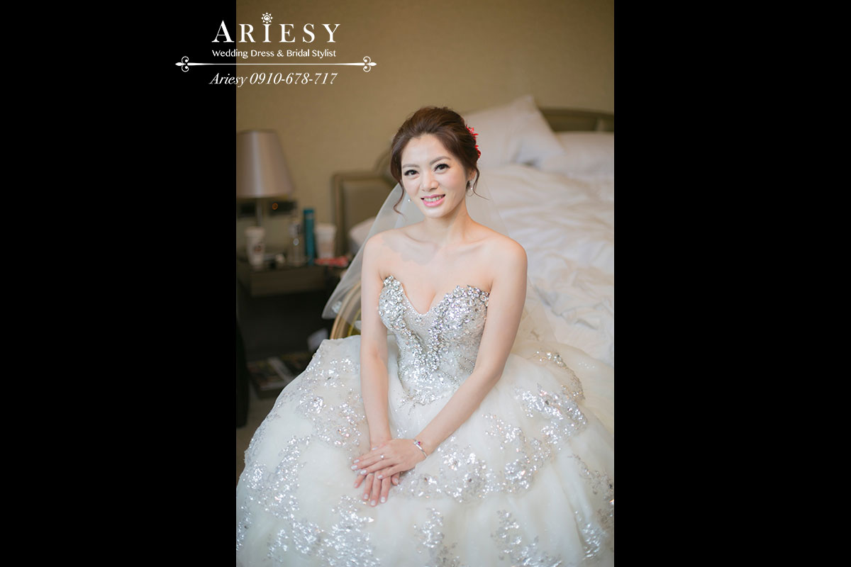 新娘秘書,造型髮型,新秘, BRIDE, STRAND,時尚新娘,宜蘭,婚宴場地,礁溪老爺酒店,皇冠,歐美新娘飾品,Ariesy,韓國飾品,愛瑞思,新娘秘書髮型,自然妝感