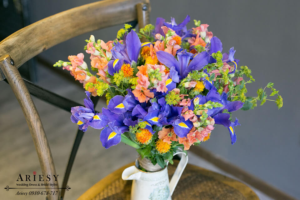 愛瑞思鮮花新秘,新娘捧花,Bridal bouquet ,紫黃色系,鳶尾花