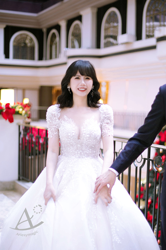黑髮短髮新娘造型,戶外婚禮,韓風婚紗,LIVIA BRIDE莉維亞歐美頂級手工婚紗,ariesy新娘秘書,君悅飯店婚禮,台北新秘