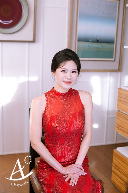 婚企新秘推薦,黑髮新娘,中式旗袍造型,紅色旗袍禮服,愛瑞思新秘,ARIESY婚紗