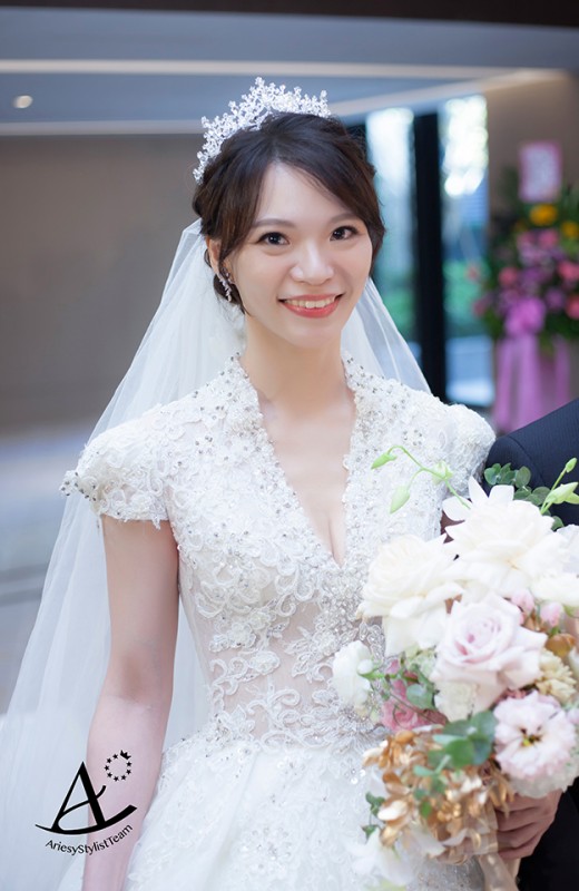 新祕推薦 | 柔美輕透妝容優雅愛自然編髮新娘造型 婷 白紗造型,編髮新秘,新秘推薦,自然輕透妝感,新娘造型