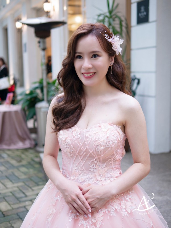 戶外婚禮,永生花藝白紗造型,編髮造型,蓬鬆盤髮,戶外證婚