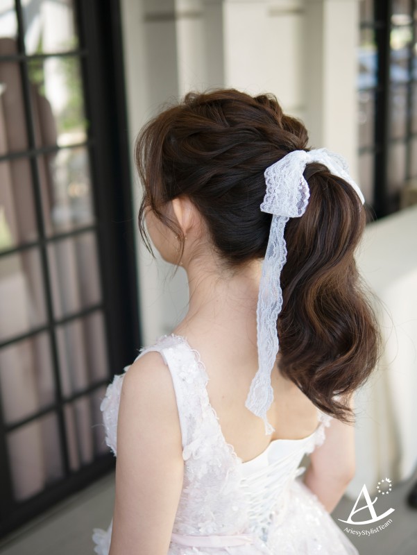 永生花捧花,證婚花藝白紗造型,編髮造型,蓬鬆盤髮,戶外證婚,Ariesy品牌婚紗