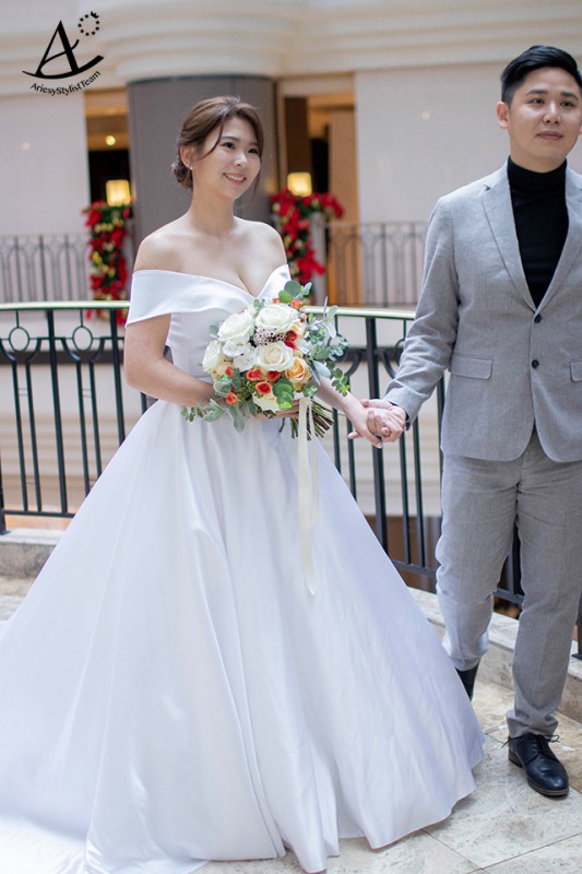 新娘秘書,新秘,台北新秘,君悅飯店戶外婚禮,新娘韓系妝感,證婚白紗造型