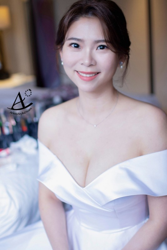 新娘秘書,新秘,台北新秘,君悅飯店戶外婚禮,新娘韓系妝感,證婚白紗造型