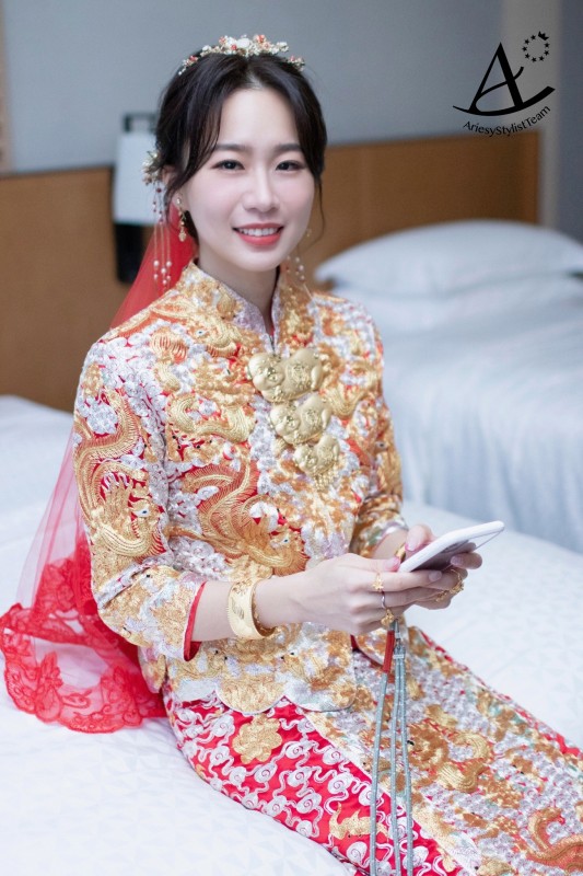  新娘秘書,新秘,台北新秘,士林萬麗酒店,龍鳳褂造型