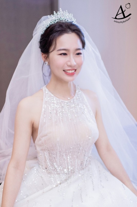 新秘｜士林萬麗酒店龍鳳褂文定造型 大皇冠公主造型~穎