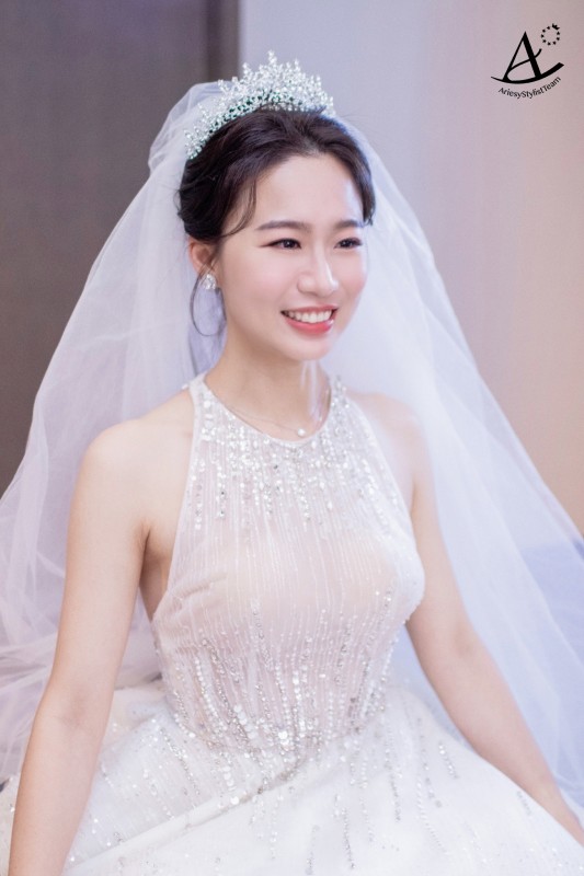 新秘｜士林萬麗酒店龍鳳褂文定造型+大皇冠公主造型~穎