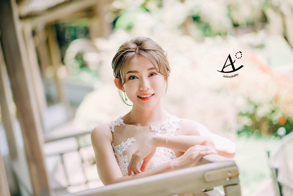 低盤髮婚紗造型,新娘造型,韓式新娘髮,鮮花新秘,新娘秘書,新秘推薦