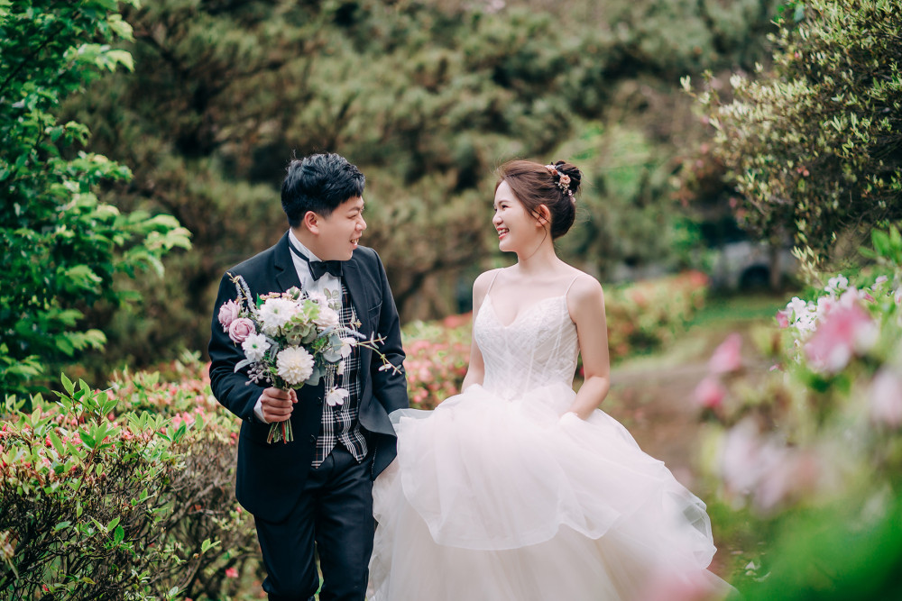 白紗造型、自然互動婚紗照、自然輕透妝感、Ariesy品牌婚紗、自助婚紗、Nica