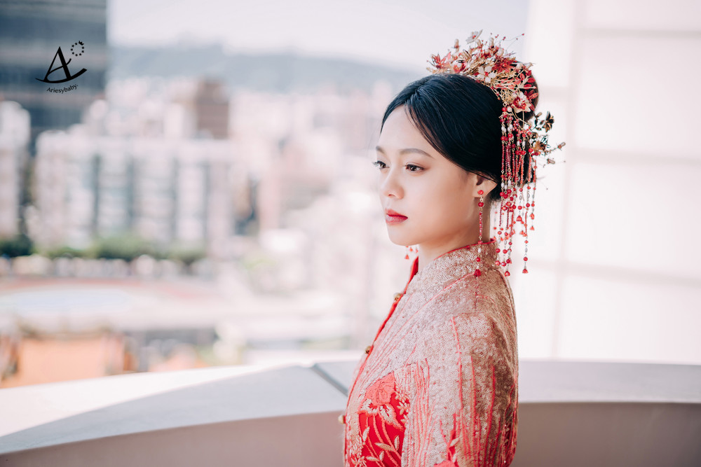 歐美風婚紗造型,龍鳳掛中式婚紗,個性黑禮服,鮮花新秘,新娘秘書,新秘推薦