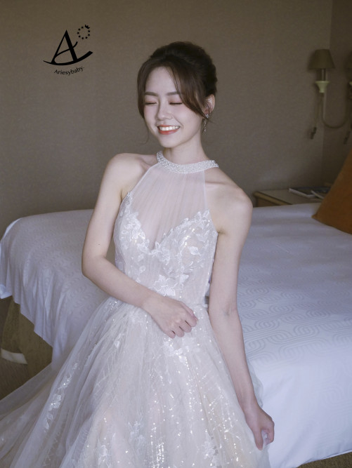 新秘 優雅高盤髮韓式時尚低馬尾變身宮廷甜美公主~潔 新娘盤髮造型,甜美公主造型,韓式時尚低馬尾,鮮花新秘,新娘秘書,新秘推薦