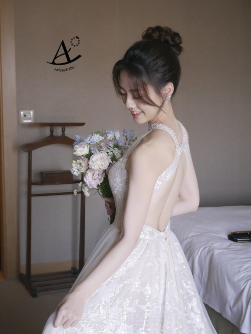新娘盤髮造型,甜美公主造型,韓式時尚低馬尾,鮮花新秘,新娘秘書,新秘推薦