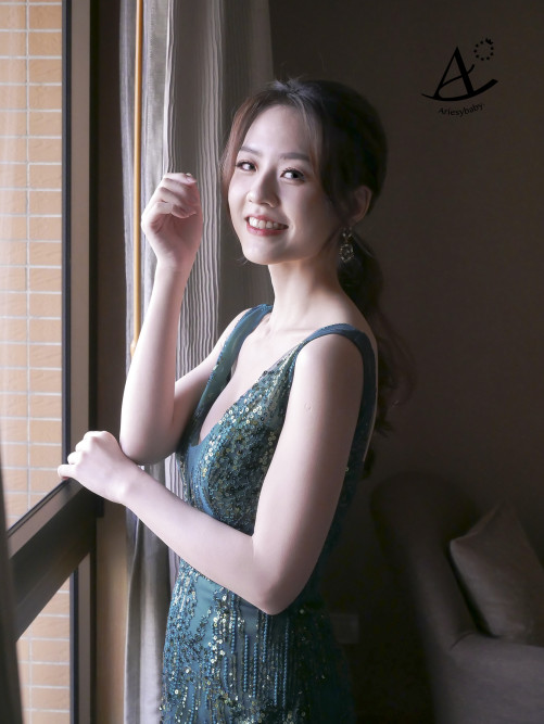 新娘盤髮造型,甜美公主造型,韓式時尚低馬尾,鮮花新秘,新娘秘書,新秘推薦