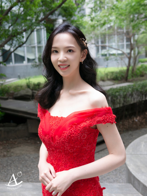 新娘秘書,Nica,新秘,黑髮新娘,自然輕透妝感,韓系風格新娘造型
