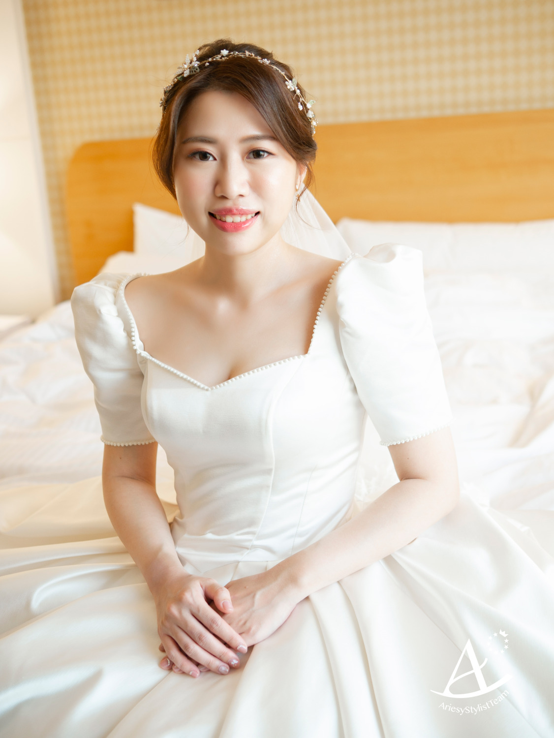 新娘秘書|溫柔氣質新娘妝感是升級版2.0的自己~瑩 自然輕透妝感,永生花造型,編髮造型,蓬鬆盤髮,韓系新娘造型,桃園新秘