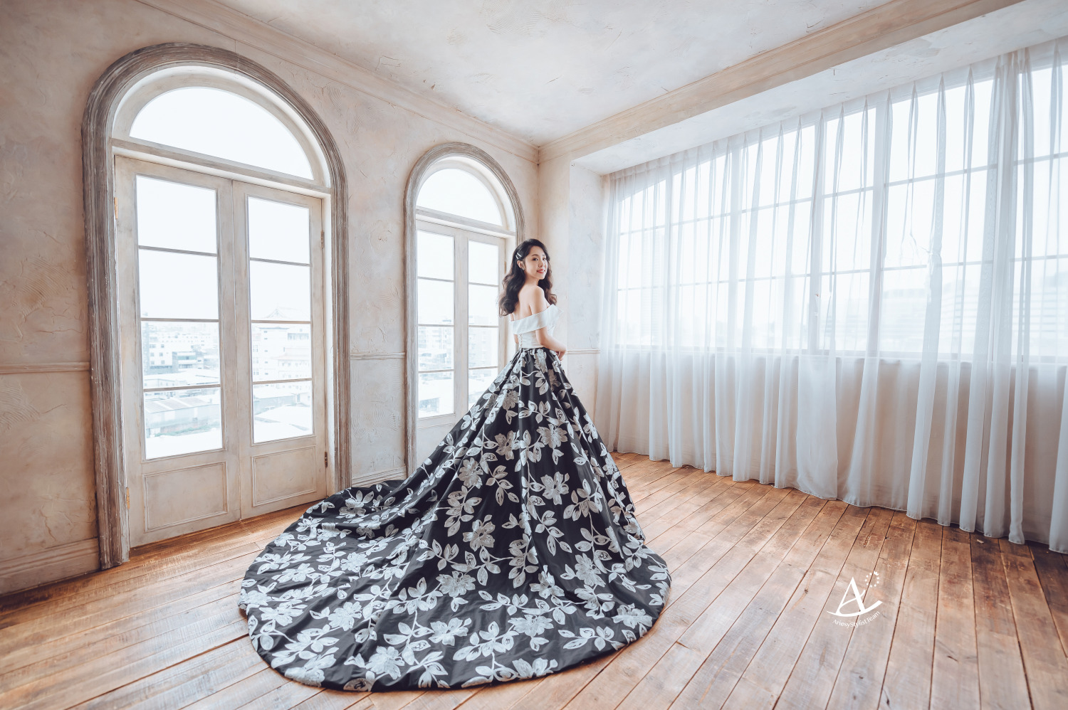 婚紗造型,花布婚紗,婚紗包套,婚攝大嘴,新祕Hanya,新娘造型,韓風,時尚名媛