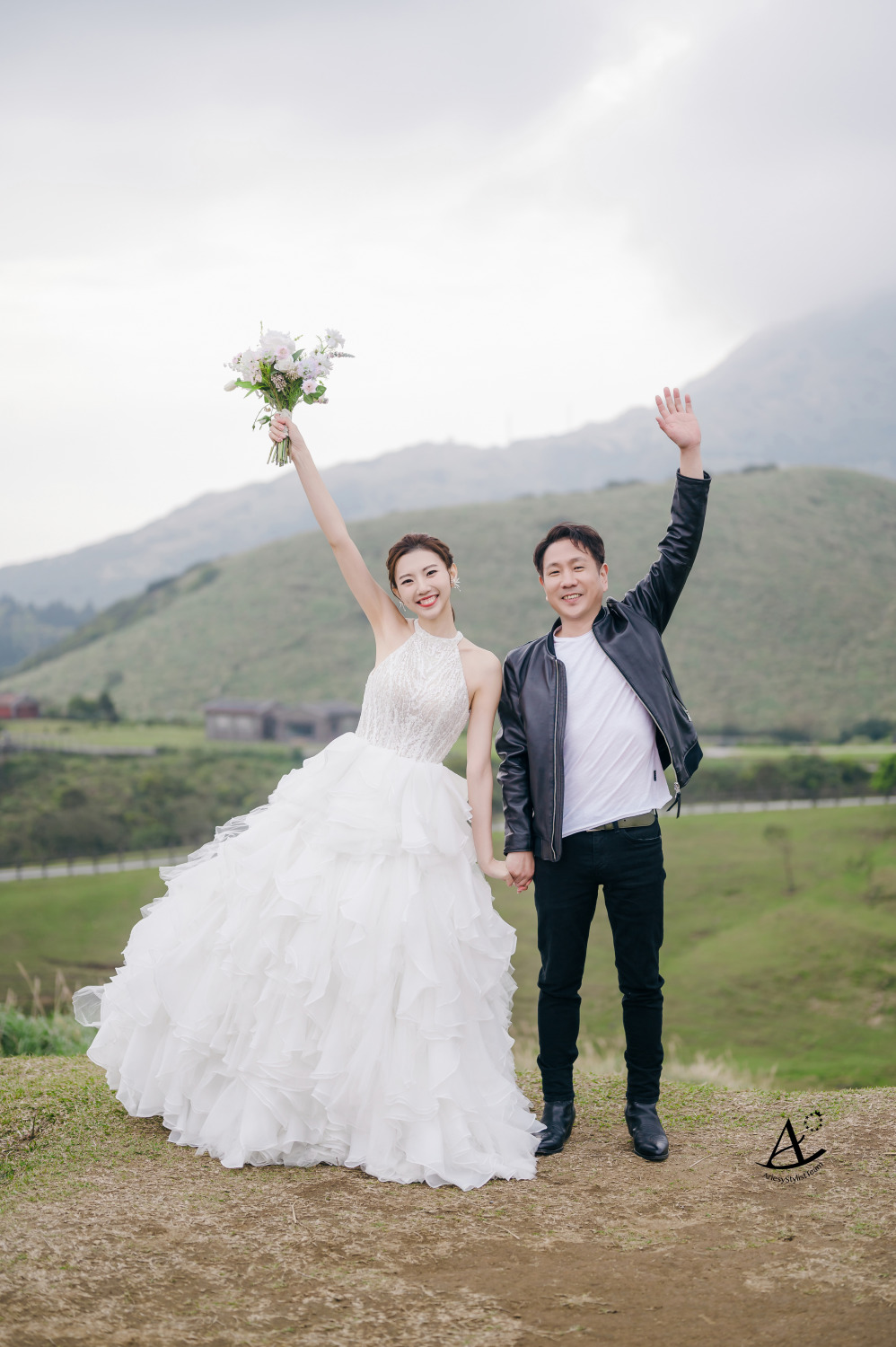 婚紗包套,擎天崗婚紗,白紗婚紗,浪漫俏麗,新娘髮型,新娘造型,俏麗馬尾