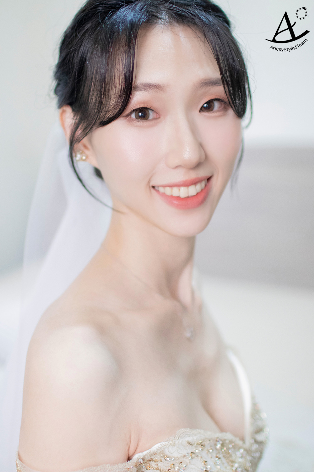 新娘單眼皮妝感,新秘,新娘秘書,新秘推薦,黑髮新娘造型,故宮晶華新娘造型