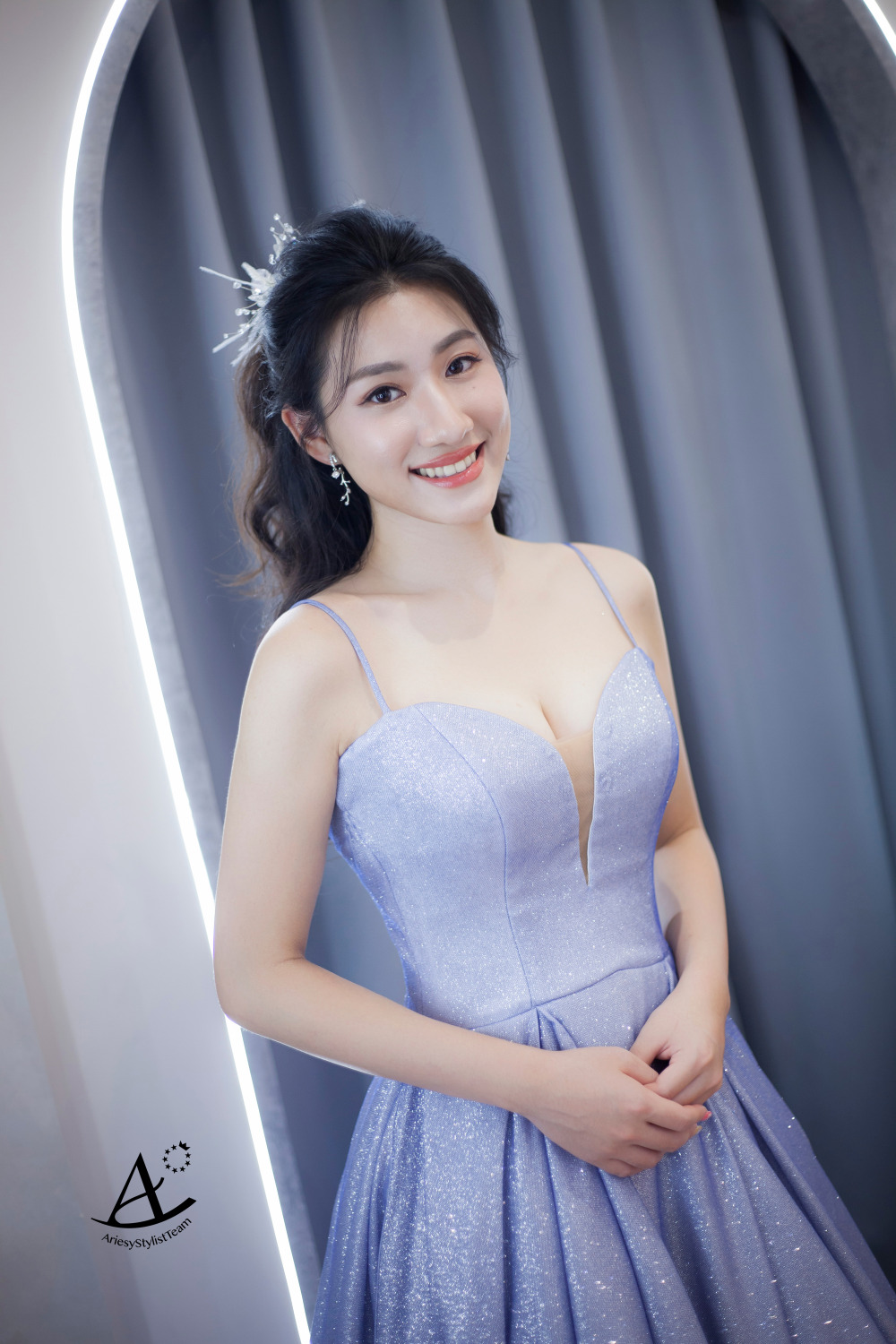 新秘|氣質簡約唯美式蓬鬆線條黑髮新娘造型 JESSIE 台北新秘,新娘秘書,高公主頭造型,氣質名媛風,新娘造型,愛瑞思手工婚紗,黑髮造型