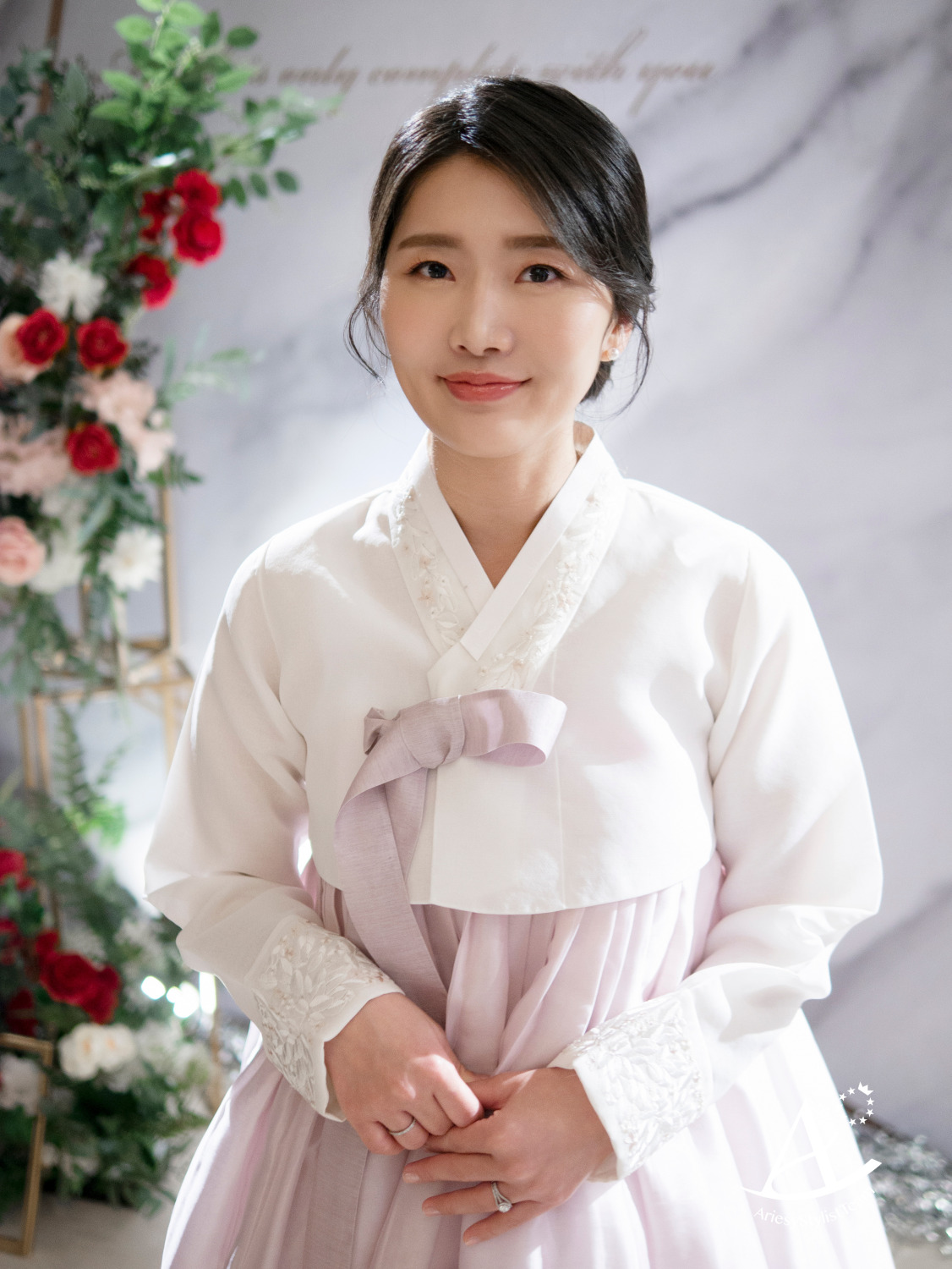 自然輕透妝感,傳統韓服造型,放髮造型,簡約低盤髮,黑髮新娘