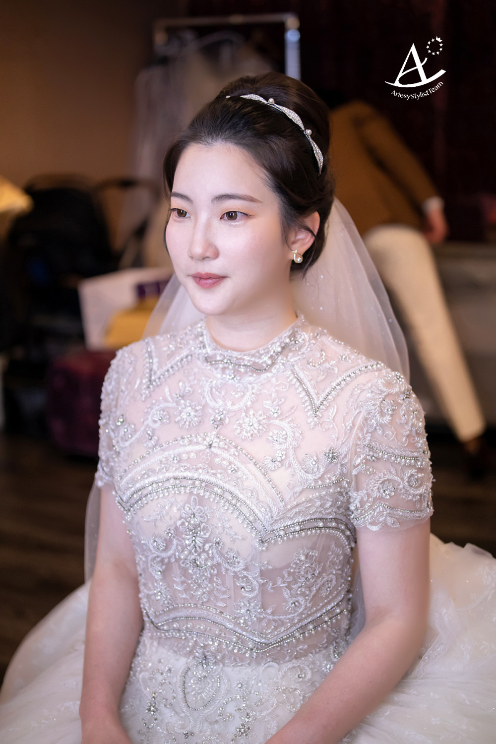 新秘|經典赫本頭白紗 仙氣編髮花藝新娘造型~歆 新秘,新娘造型,單眼皮新娘,赫本頭,白紗造型