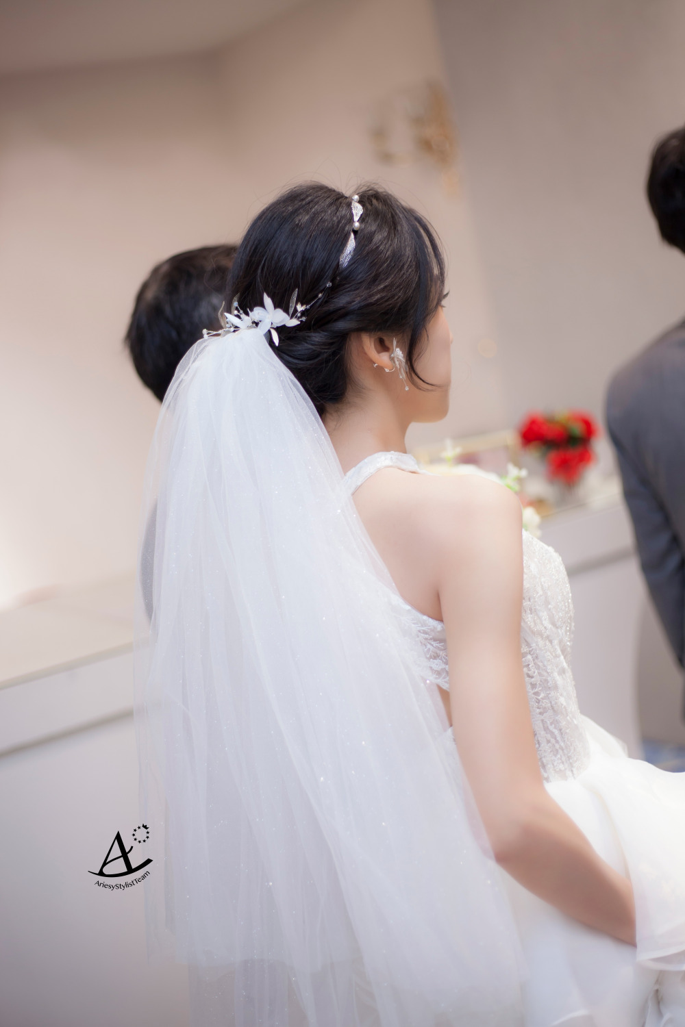 台北新秘|輕歐美風氣質&俏麗兼具黑髮新娘造型 綾 新娘秘書,新祕推薦,台北新祕,白紗造型,新娘造型,新娘髮型,輕透妝感,輕歐美