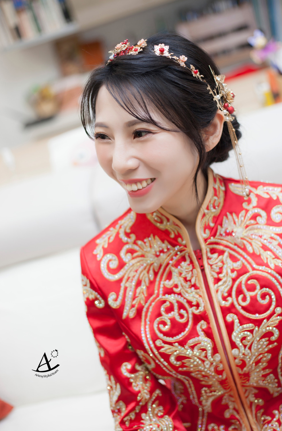 新娘秘書,新祕推薦,桃園新祕,中式秀禾服,新娘造型,黑髮新娘,文定造型
