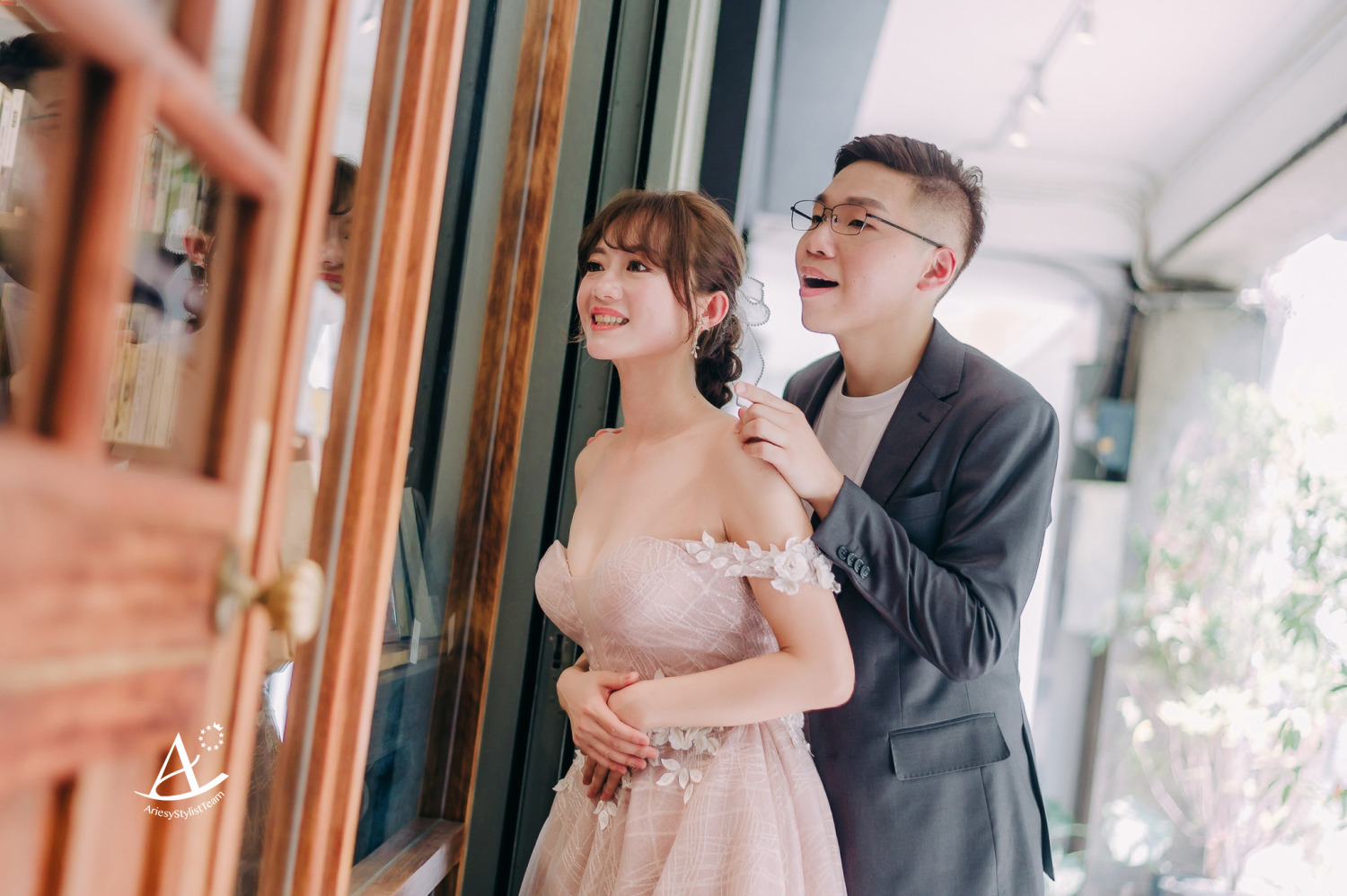 婚紗包套,婚紗造型,俏麗馬尾,大嘴影像工作室,新祕Hanya,中山商圈街拍,新娘造型,AriesyWedding