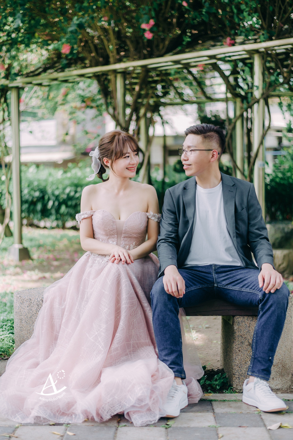 婚紗包套,婚紗造型,俏麗馬尾,大嘴影像工作室,新祕Hanya,中山商圈街拍,新娘造型,AriesyWedding