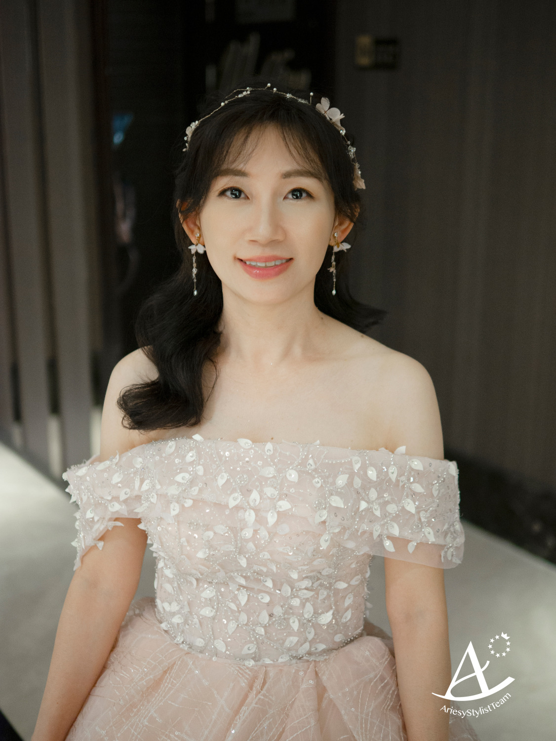 輕透發光妝感、編髮白紗造型、台中新秘、新秘、編髮放髮造型、新娘造型