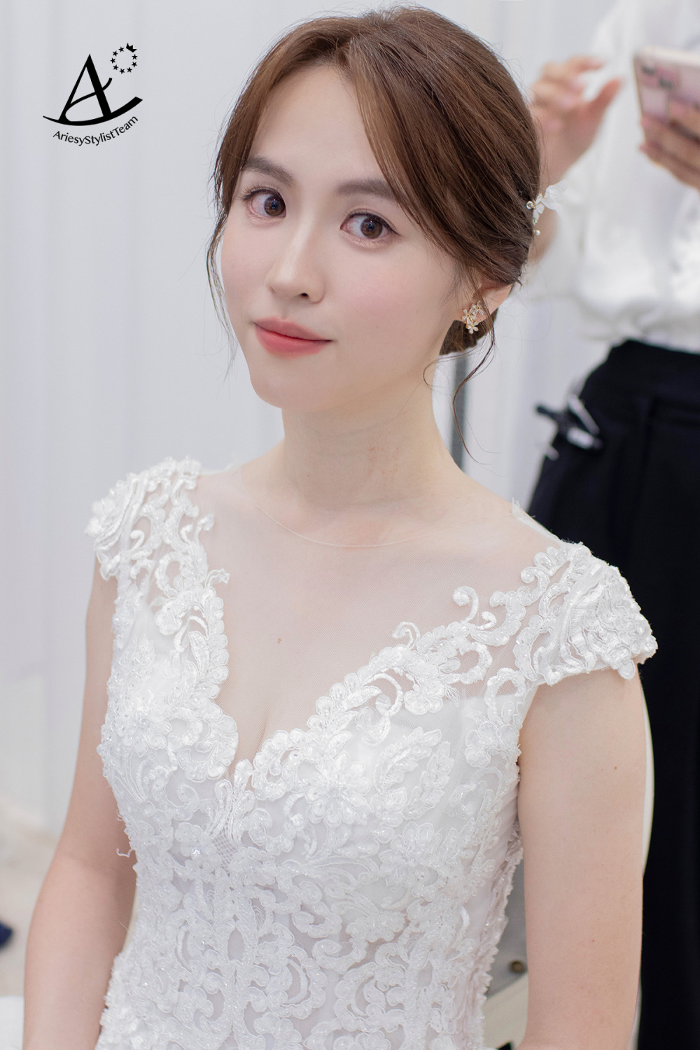 新娘花藝造型,桃園青青格麗絲新娘造型,新娘韓系妝感,新秘,新娘秘書,證婚白紗新娘造型