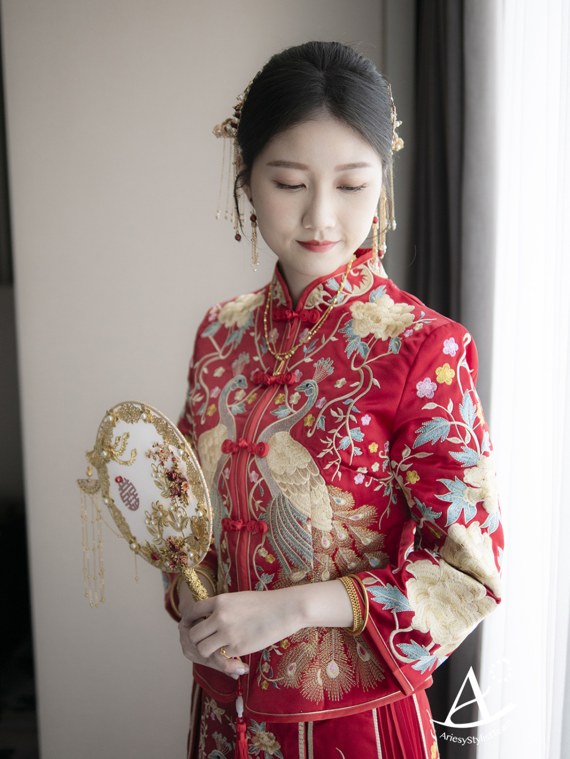 台北新秘,文定造型,龍鳳掛造型,清透自然妝感,國泰萬怡婚宴,新娘秘書