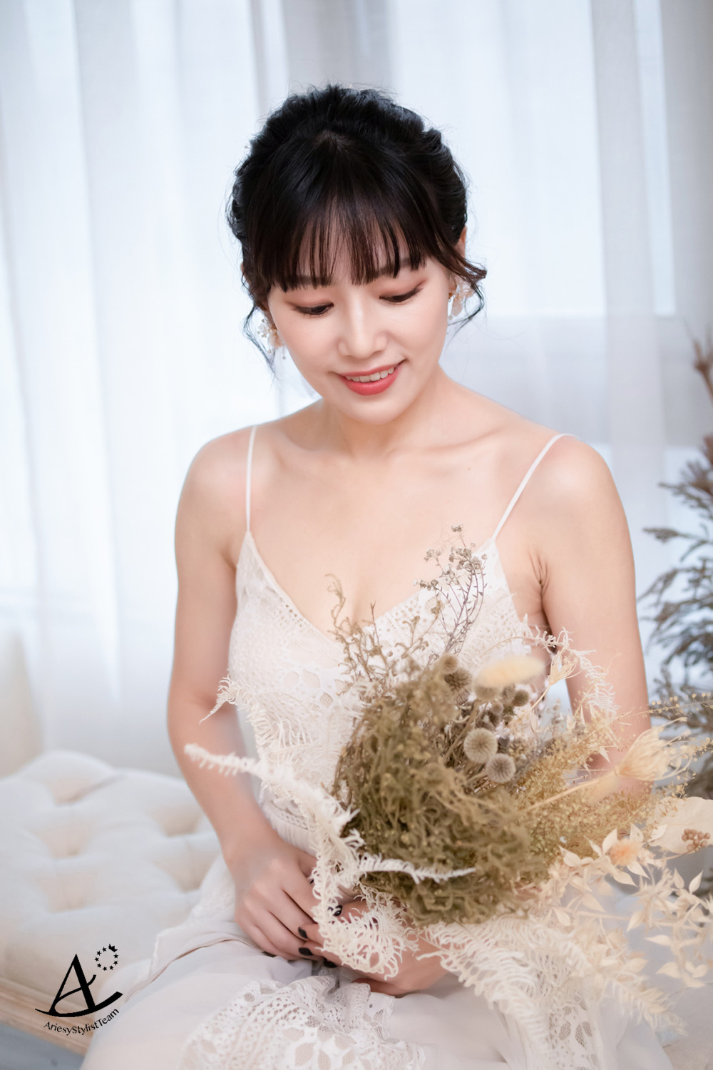 新娘秘書,妹妹頭,黑髮新娘,白紗,日系編髮