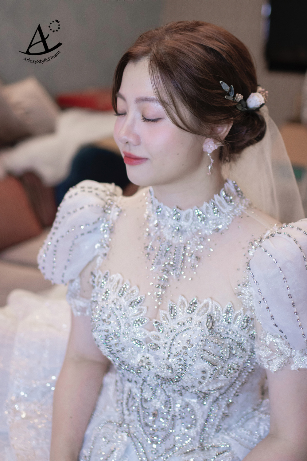 新娘證婚造型,桃園新秘,新娘花藝造型,新娘清透妝感,日系編髮新娘造型,新秘