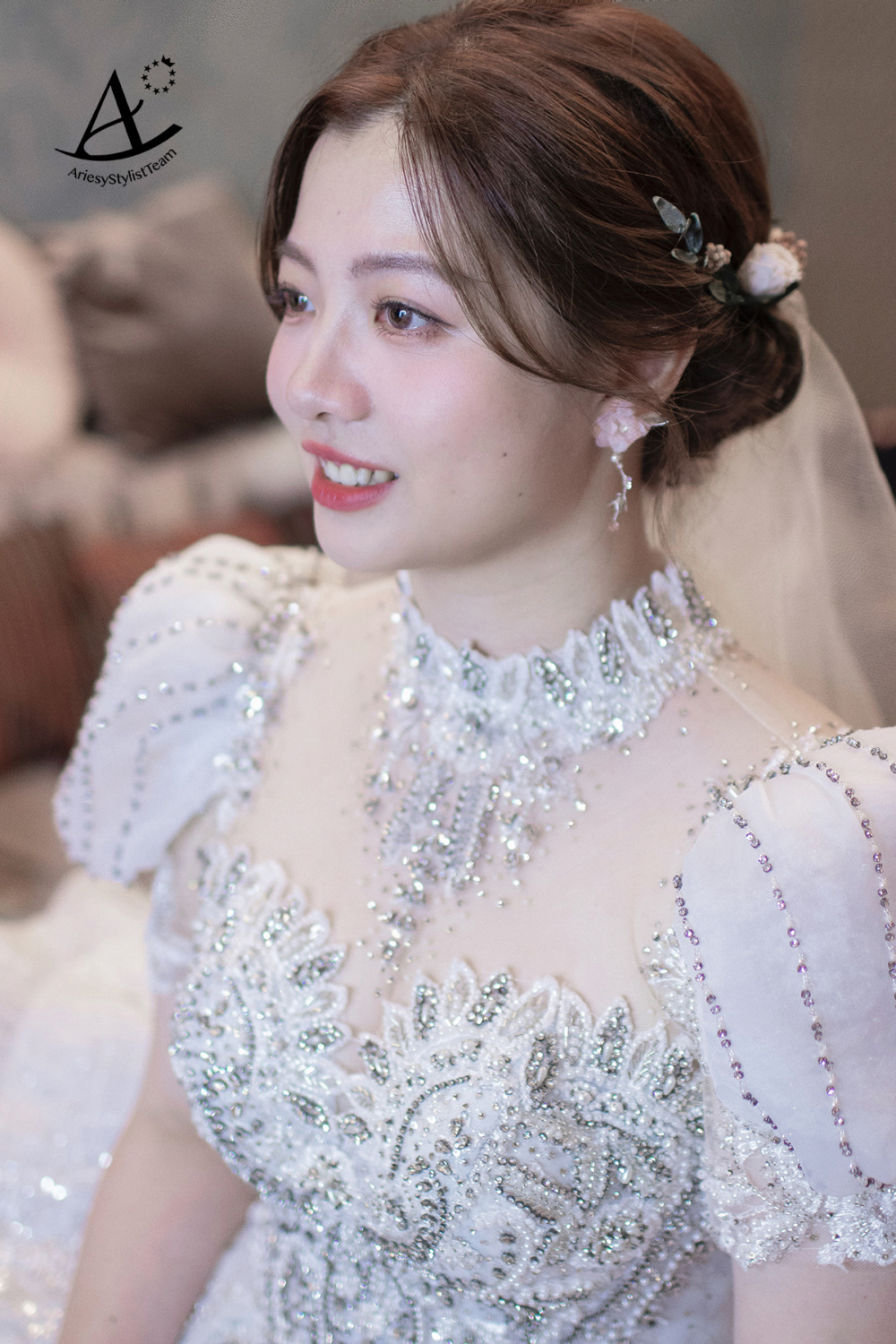 新娘證婚造型,桃園新秘,新娘花藝造型,新娘清透妝感,日系編髮新娘造型,新秘