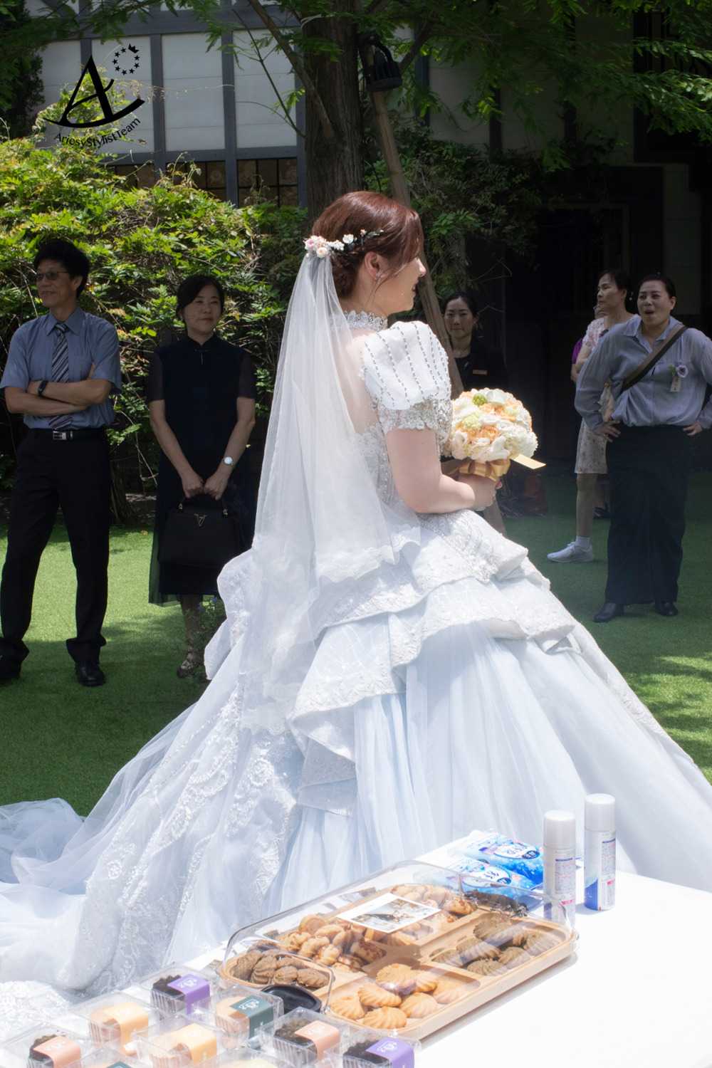 新娘證婚造型,桃園新秘,新娘花藝造型,新娘清透妝感,日系編髮新娘造型,新秘