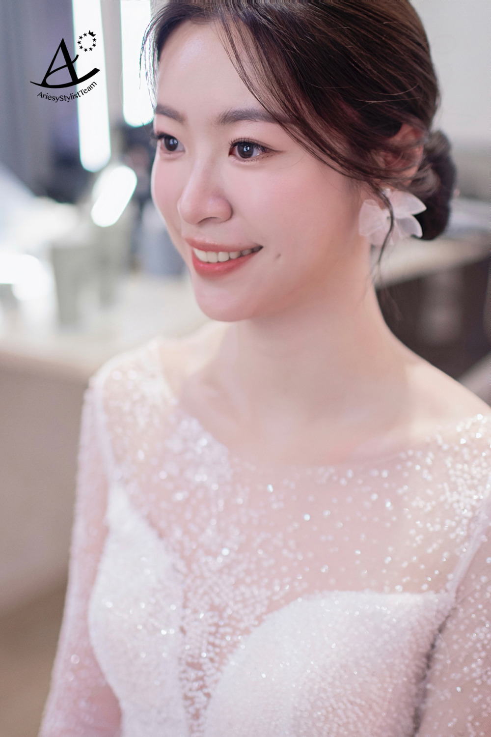 蝴蝶結髮髻新娘造型,韓系新娘造型,新娘秘書,新娘清透妝感,Jennie同款髮型,新娘韓系放髮造型