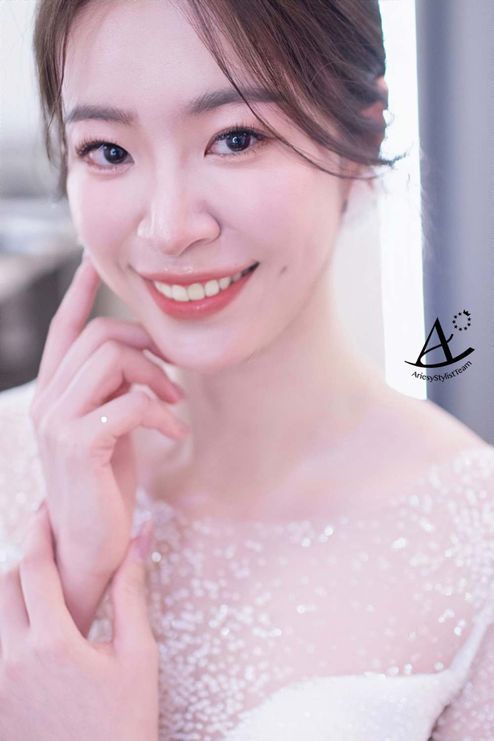 蝴蝶結髮髻新娘造型,韓系新娘造型,新娘秘書,新娘清透妝感,Jennie同款髮型,新娘韓系放髮造型