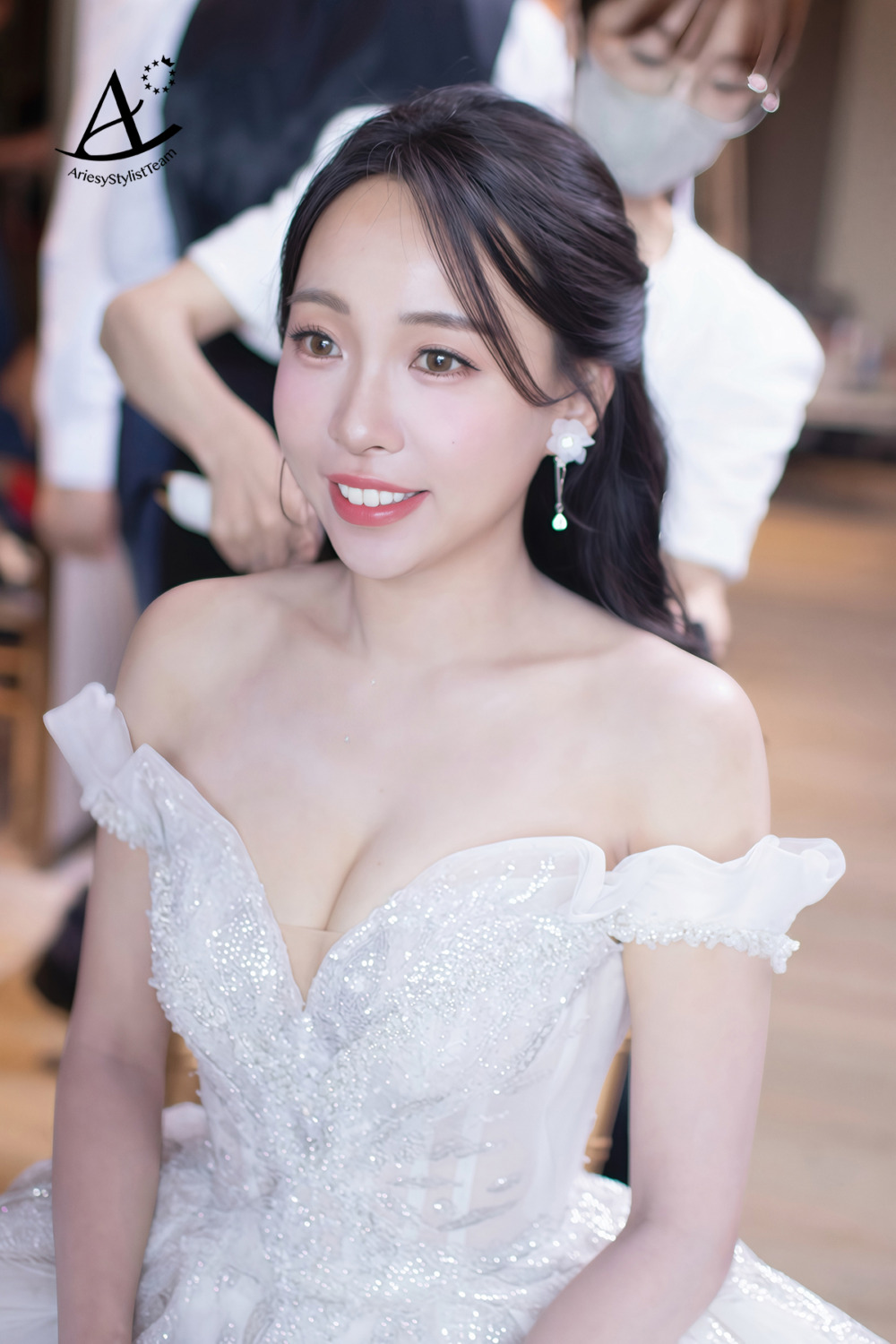 戶外證婚新娘造型,新秘,清新自然妝感,新娘秘書,新娘白紗造型,香港龍鳳褂新娘造型