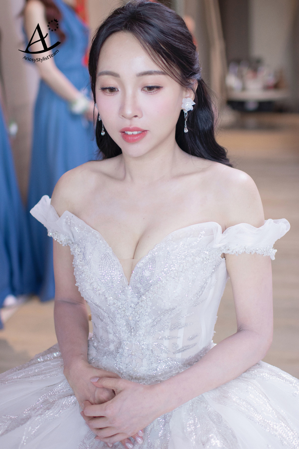 戶外證婚新娘造型,新秘,清新自然妝感,新娘秘書,新娘白紗造型,香港龍鳳褂新娘造型