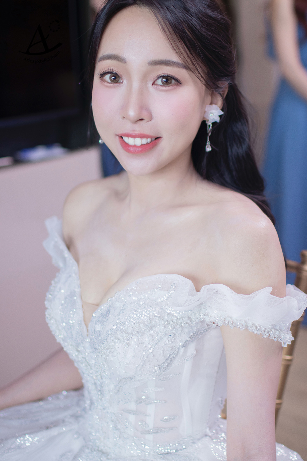 戶外證婚新娘造型,新秘,清新自然妝感,新娘秘書,新娘白紗造型,香港龍鳳褂新娘造型