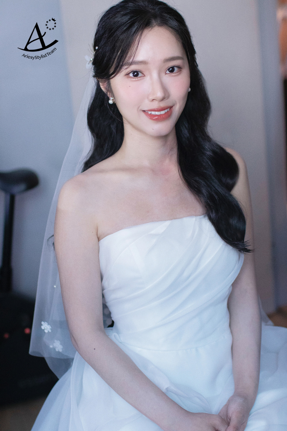 新娘妝感,台北新秘,清新白開水自然妝感,新娘秘書,韓系白紗造型,黑髮新娘造型