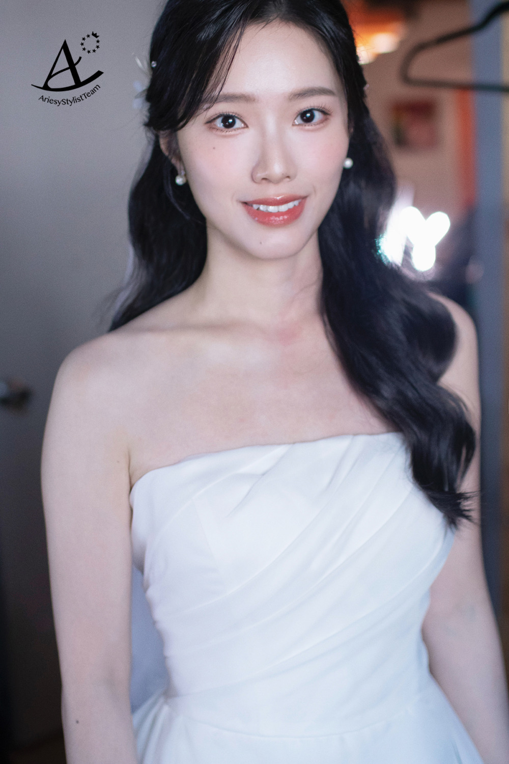 新娘妝感,台北新秘,清新白開水自然妝感,新娘秘書,韓系白紗造型,黑髮新娘造型