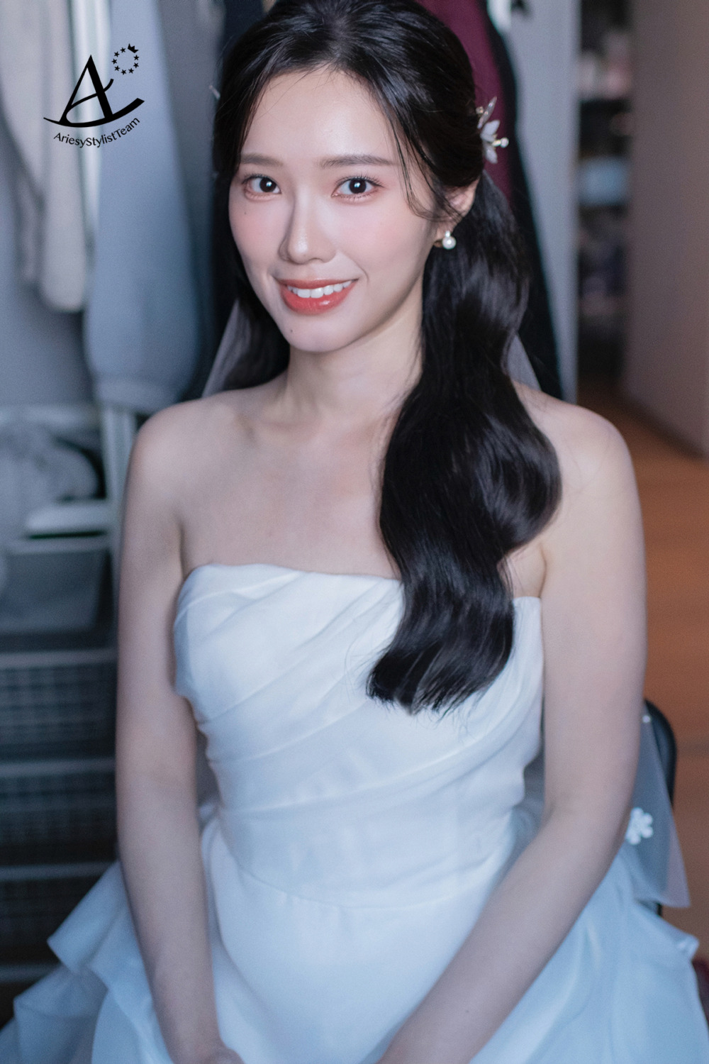 新娘妝感,台北新秘,清新白開水自然妝感,新娘秘書,韓系白紗造型,黑髮新娘造型
