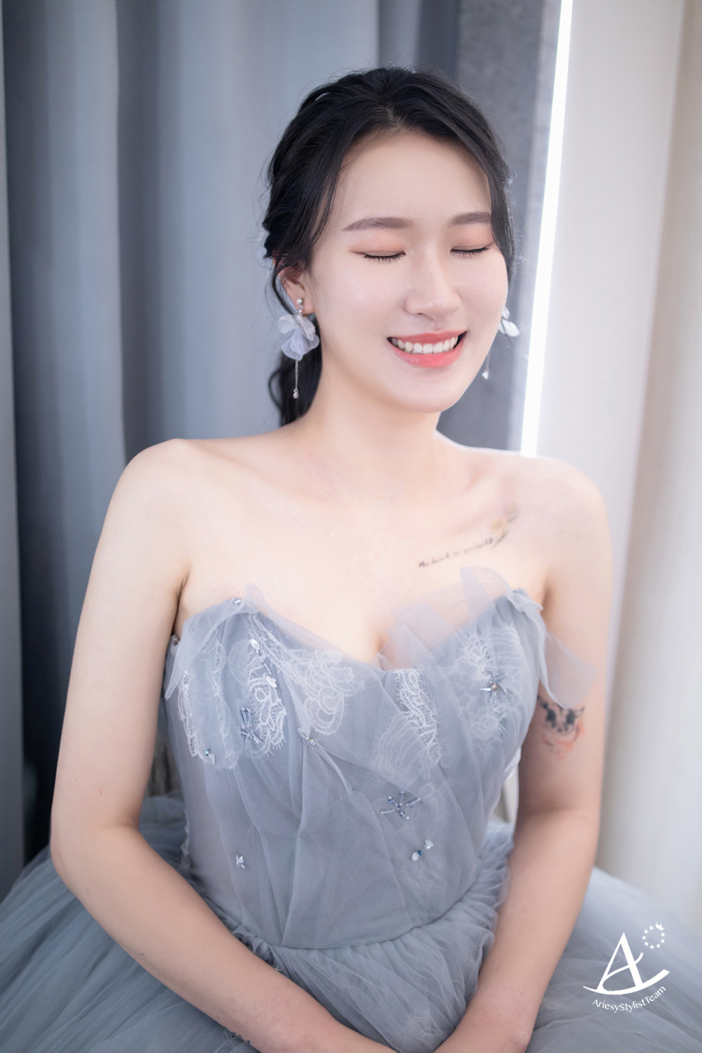 新娘秘書|內雙眼皮妝感 浪漫低馬尾新娘造型~婕 低馬尾,單眼皮,新秘,黑髮新娘,新娘造型