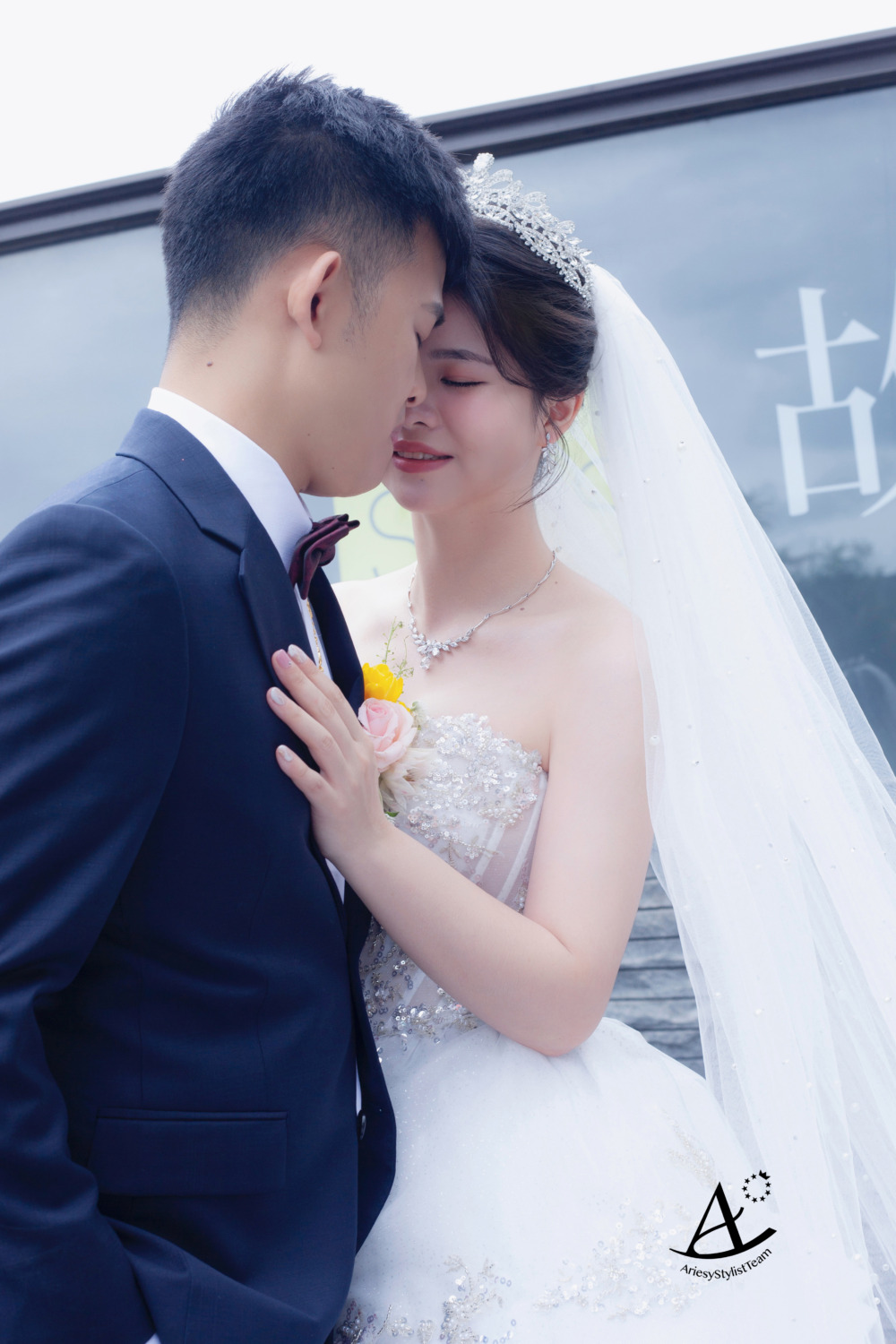 新娘秘書,新娘造型,白紗造型,黑髮新娘,編髮新秘,輕透妝感,氣質名媛風